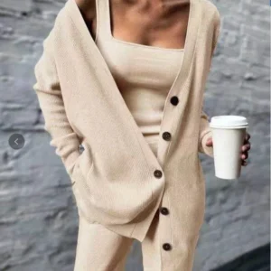 Autumn and Winter Women's Cross-border Knitting Amazon New Western Women's Jacket Vest Pants Three-piece Set 1
